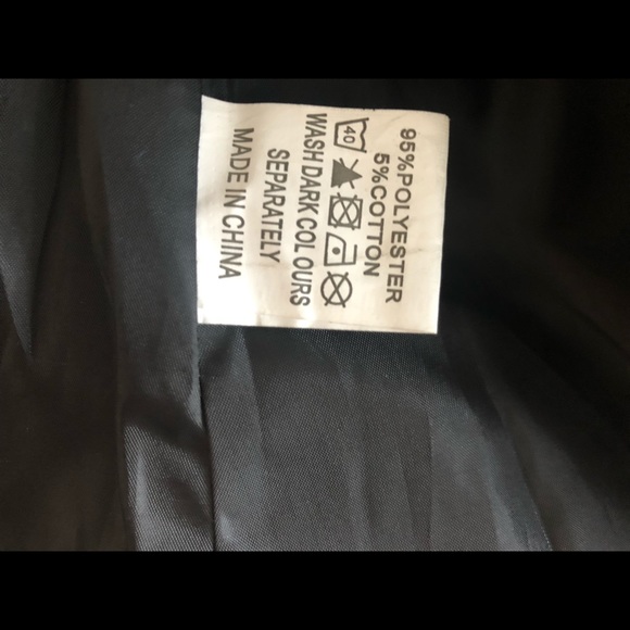 ๐ New Missguided Faux Leather Jacket with Stunning Design & Buttons ๐ - Picture 9 of 10